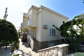 Adria Apartment *