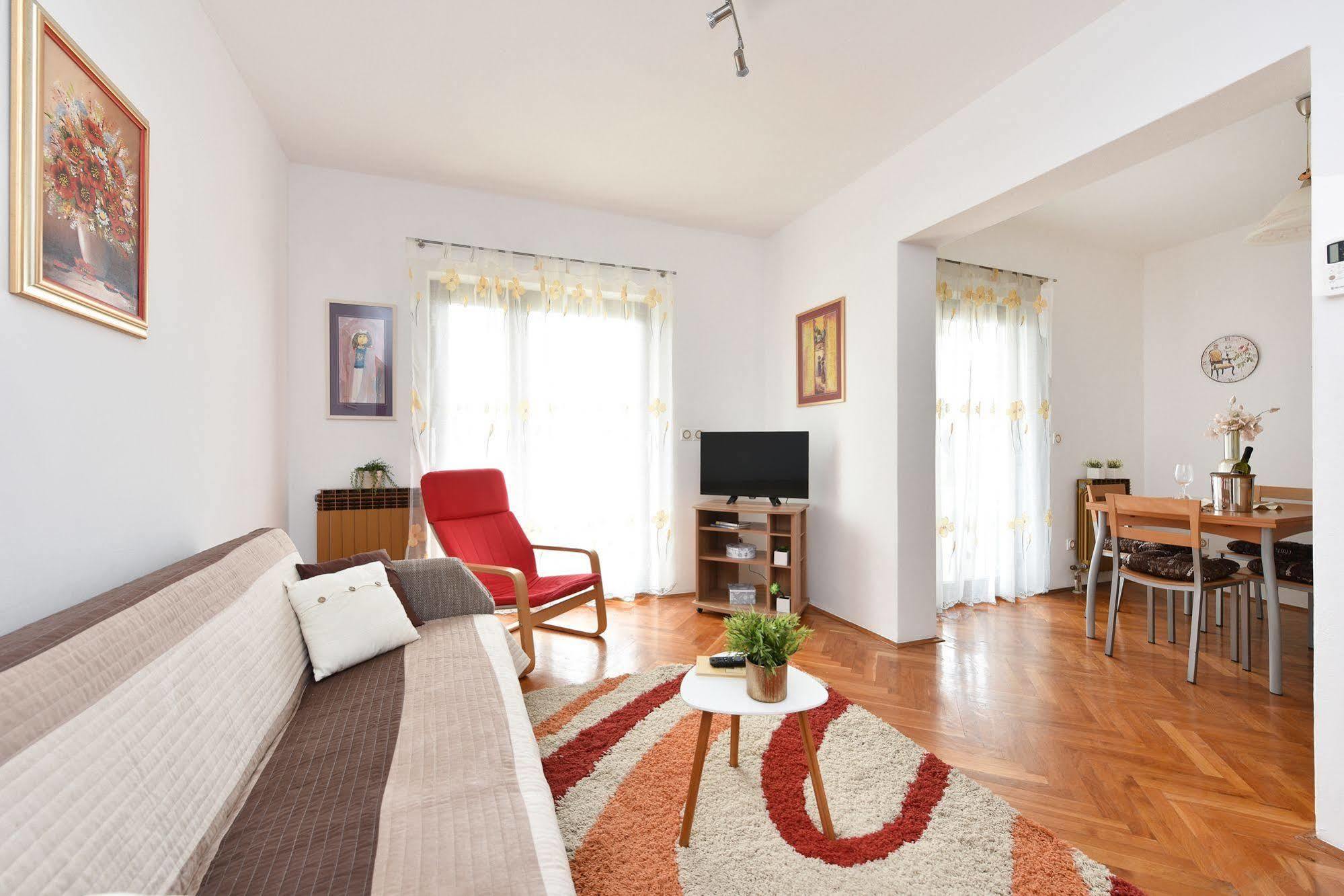 Apartment Adria